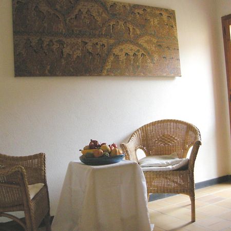 Via Dei Gerani B&B Sinnai Екстер'єр фото