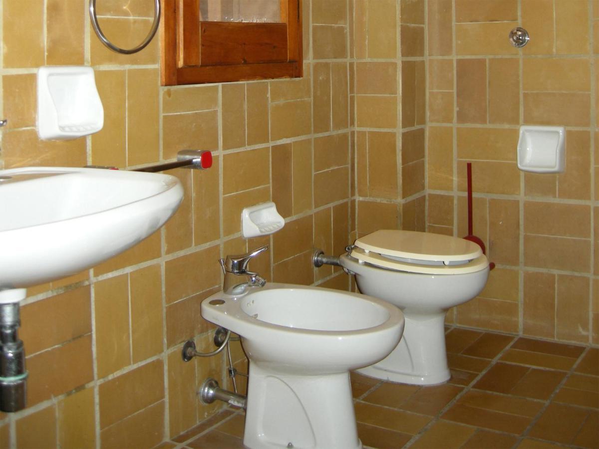 Via Dei Gerani B&B Sinnai Номер фото